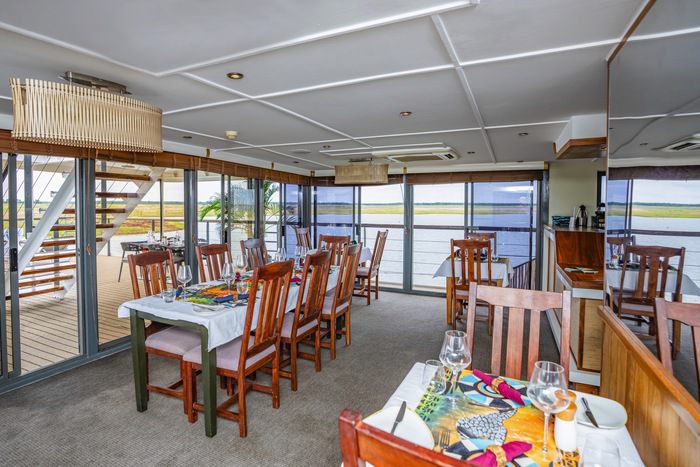 Restaurants, Bars & Cafés on African Dream